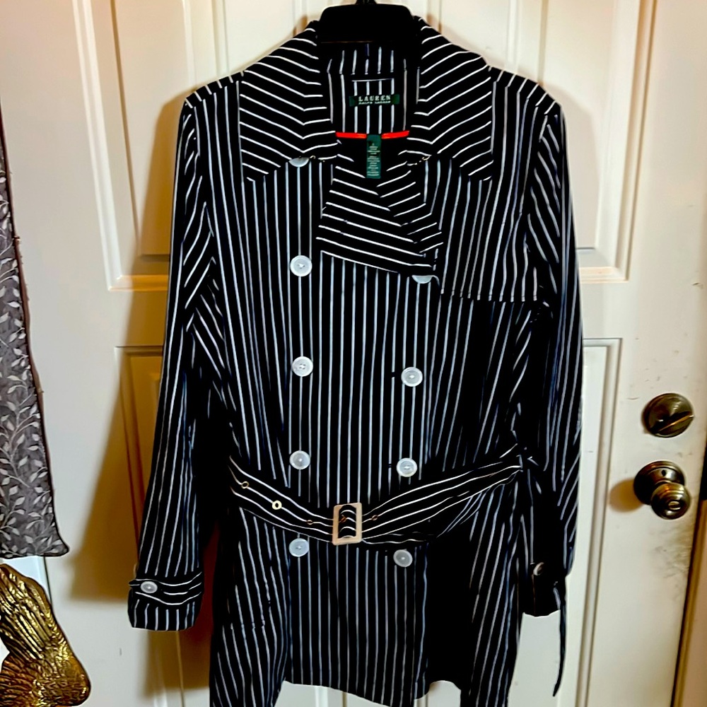 Women’s size L navy pinstriped outer lightweight trench coat by Lauren.